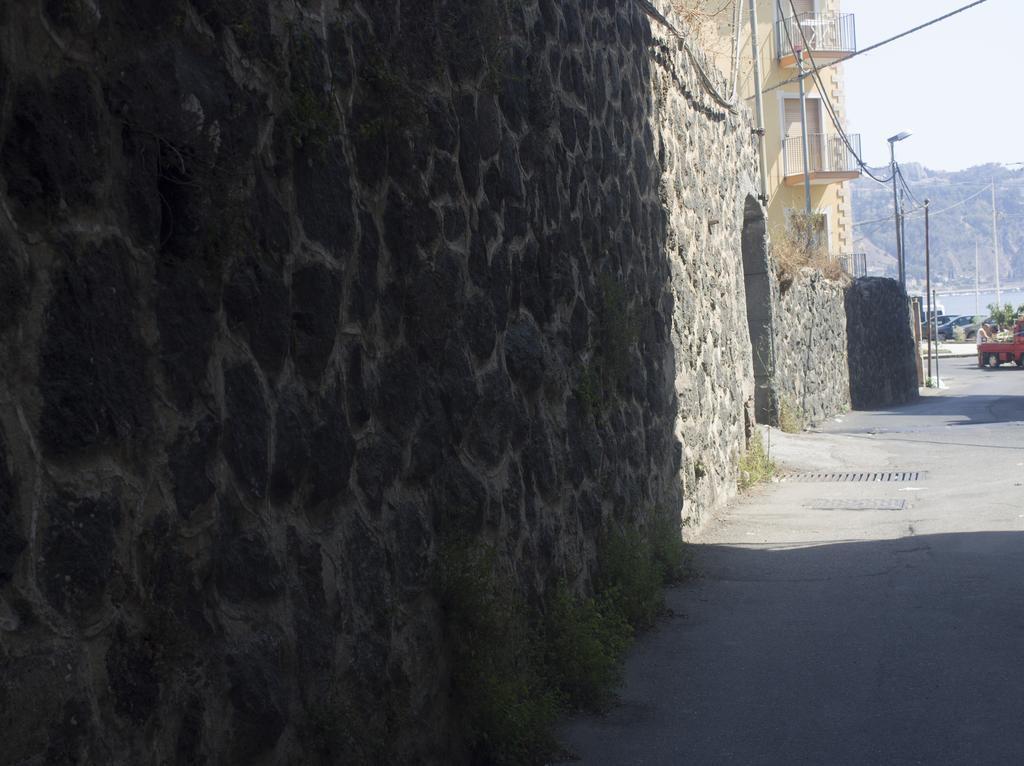 B&B Il Muro Vecchio Giardini Naxos Eksteriør bilde