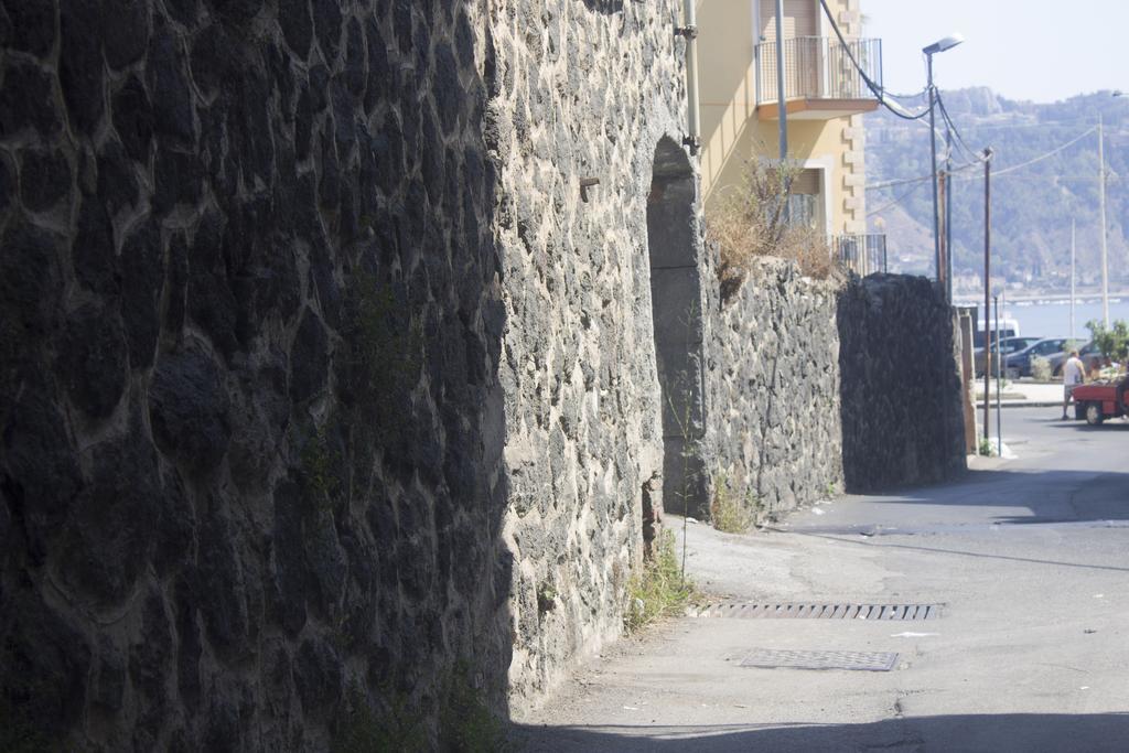 B&B Il Muro Vecchio Giardini Naxos Eksteriør bilde