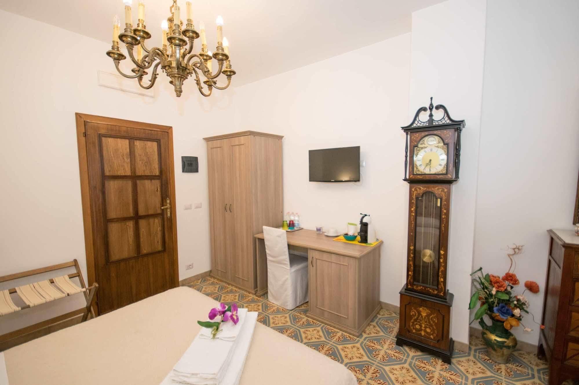 B&B Il Muro Vecchio Giardini Naxos Eksteriør bilde